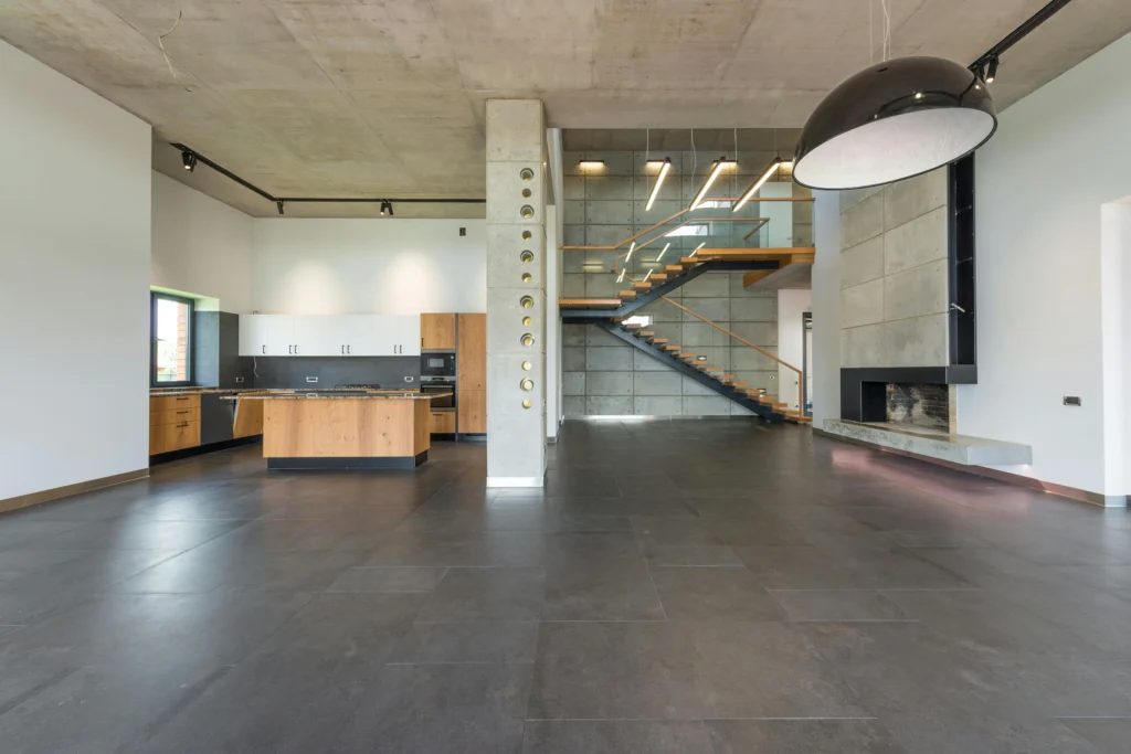 inicio Loft Industrial con Cocina en Madera y Hormigón Visto